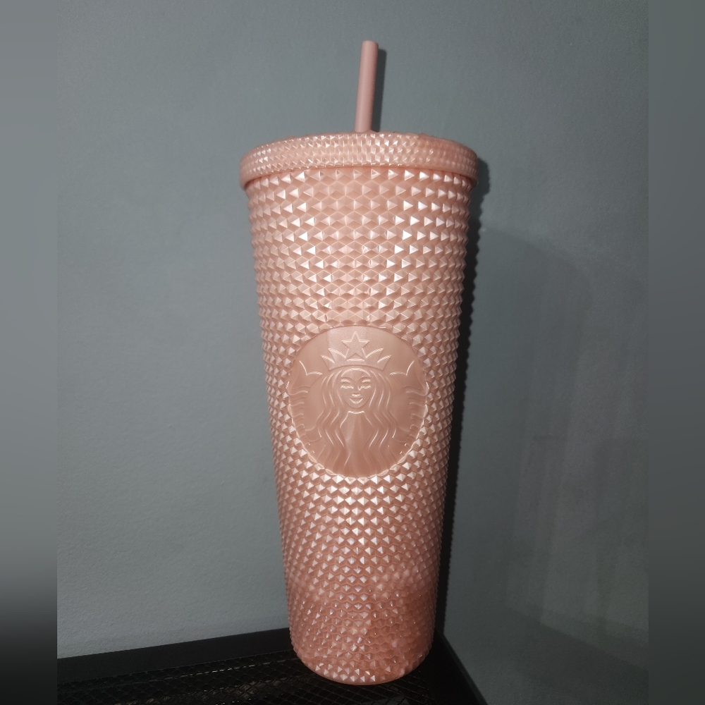 NEW STARBUCKS 2022 Valentine’s Soft Touch Pink Studded Venti 24oz Tumbler - Picture 8 of 8